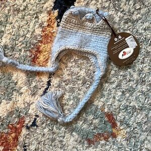 🌷Nwt baby crown hat .